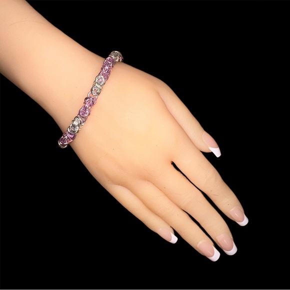 Pink and Silver tone Byzantine Hand Crafted Bracelet - Picture 3 of 6